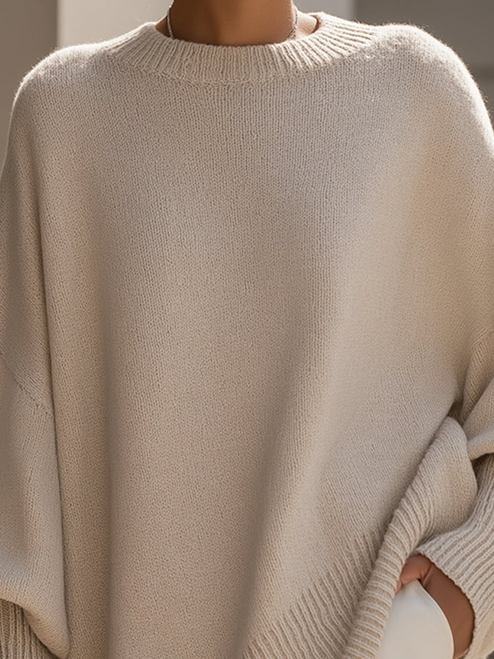 Pull poncho oversize femme en maille douce à col rond – Margaux - vue 2