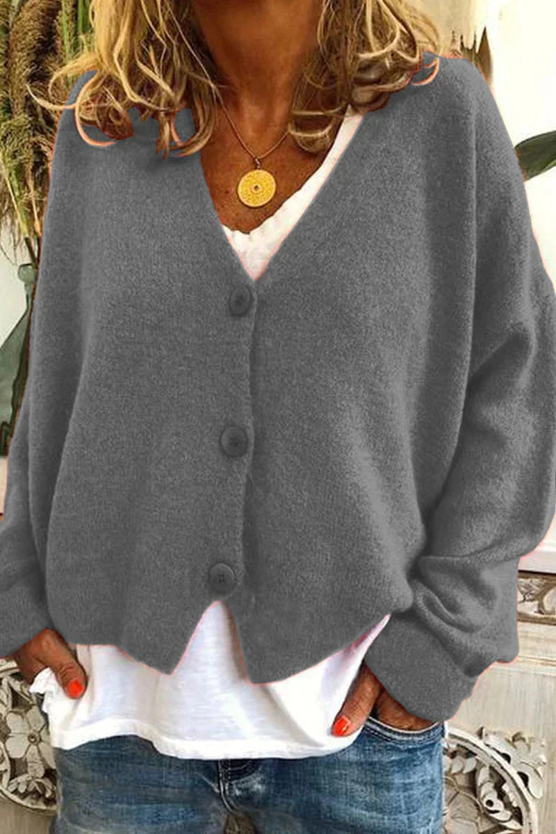 Cardigan femme en maille douce col V à boutons – Manon - vue 4