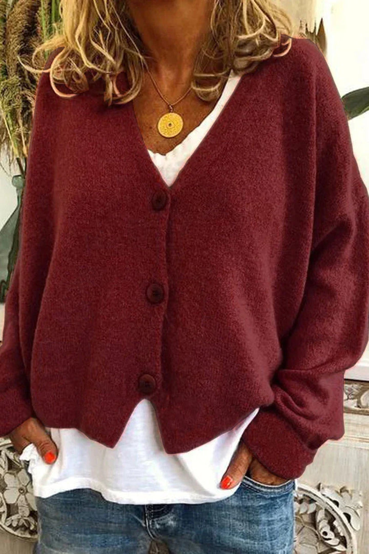 Cardigan femme en maille douce col V à boutons – Manon - Bordeaux