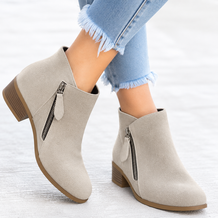 Bottines élégantes femme à soutien orthopédique et zip – Friana – Beige