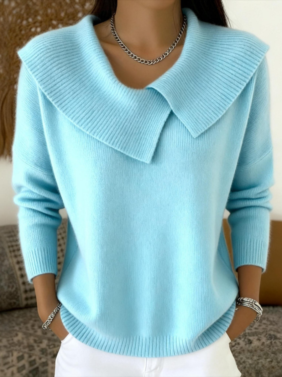 Pull femme à grand col rabattu asymétrique en maille côtelée – Lucie - Bleu clair