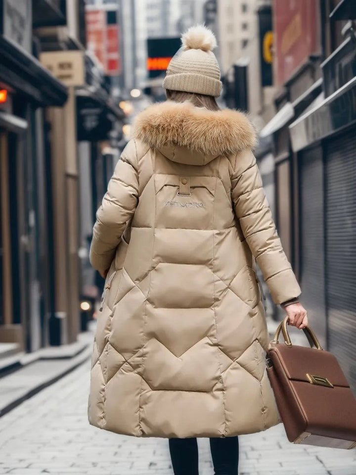 Manteau d'hiver long femme à capuche bordée de fourrure – Glamour – vue 13