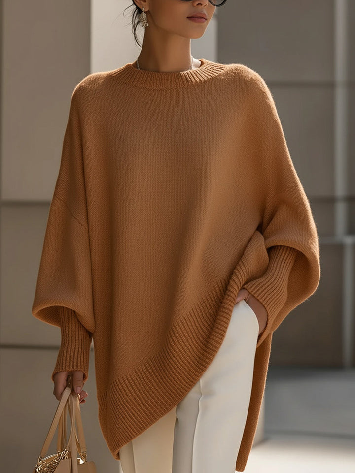 Pull poncho oversize femme en maille douce à col rond – Margaux - vue 8
