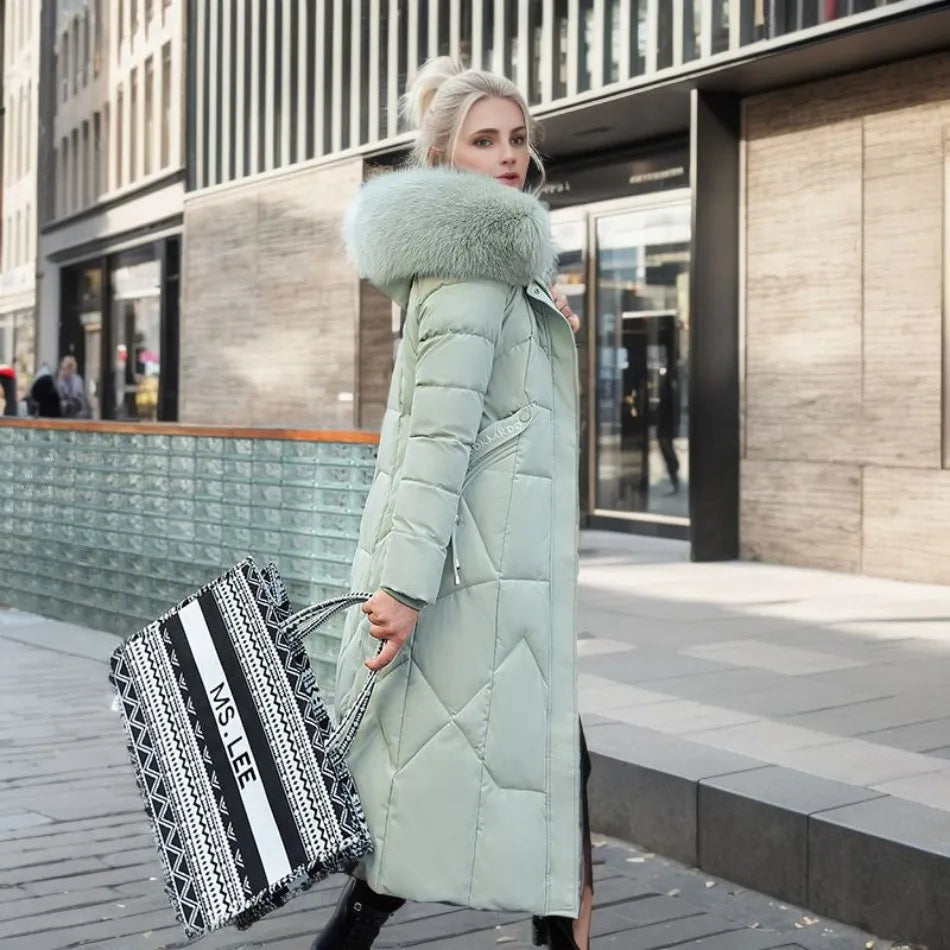 Manteau d'hiver long femme à capuche bordée de fourrure – Glamour – vue 7