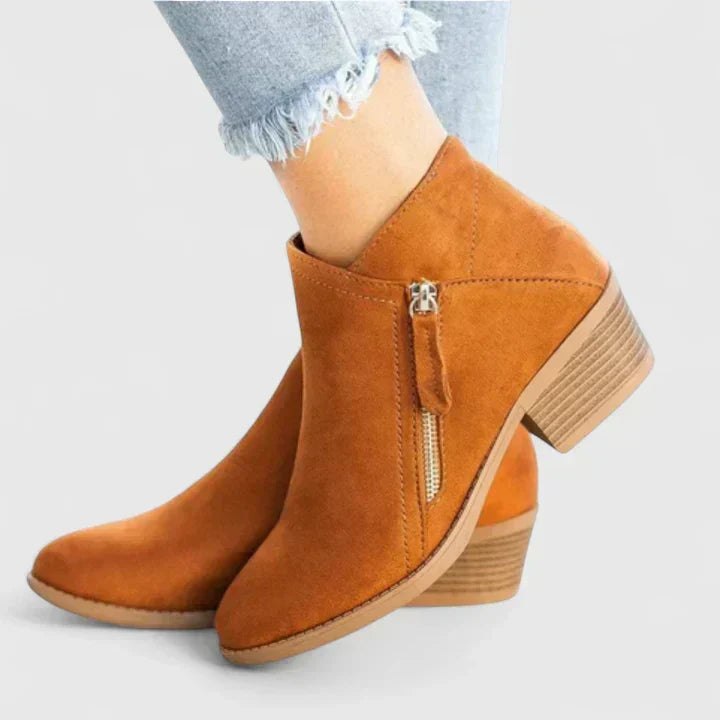 Bottines élégantes femme à soutien orthopédique et zip – Friana – Marron