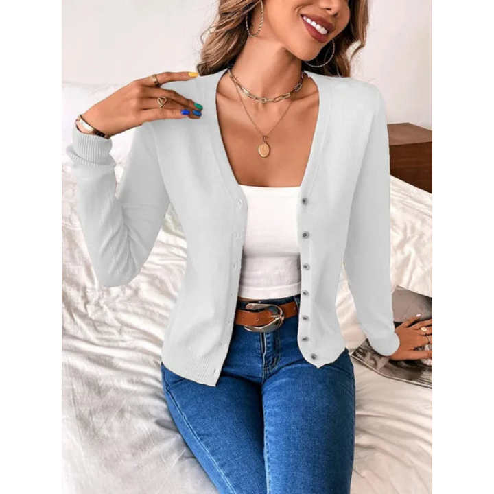 Gilet femme ajusté à col V et boutons en maille fine – Margaux - Blanc