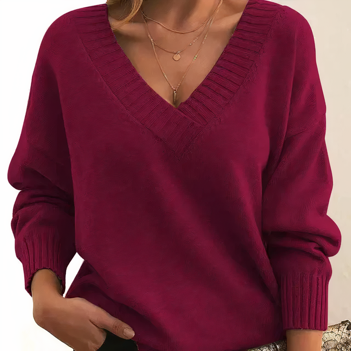 Pull femme col V en maille douce à épaules tombantes – Camille - Rouge