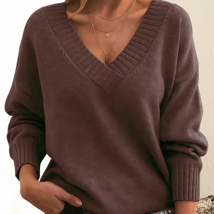 Pull femme col V en maille douce à épaules tombantes – Camille - Auburn