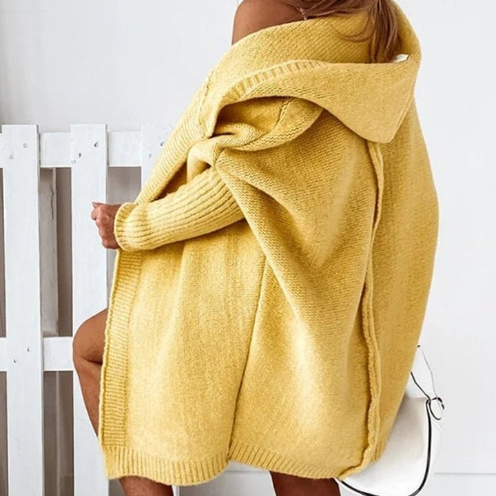 Cardigan long femme oversize à capuche et manches chauve-souris – CarriMax – vue 10