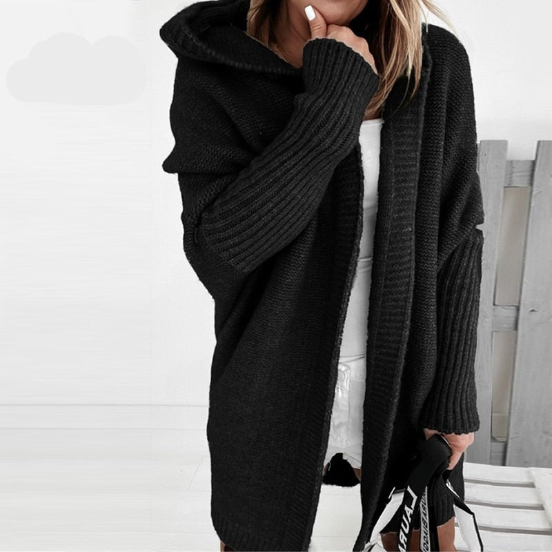 Cardigan long femme oversize à capuche et manches chauve-souris – CarriMax – Noir