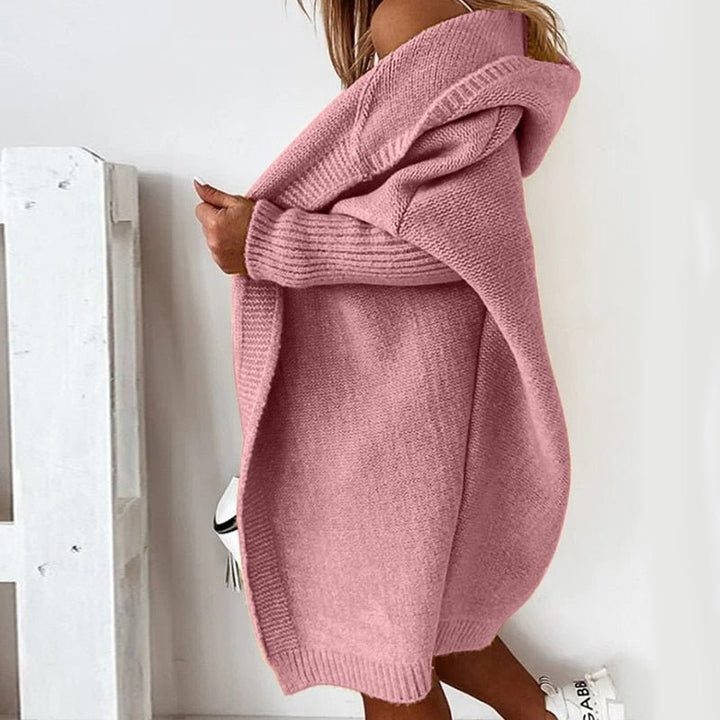 Cardigan long femme oversize à capuche et manches chauve-souris – CarriMax – vue 8