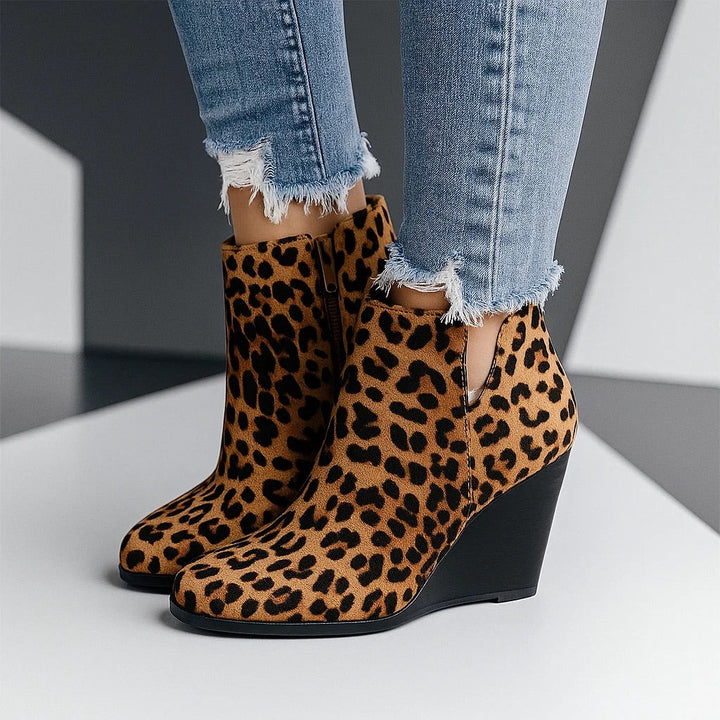 Bottines compensées femme en suédine à découpe latérale – Marine – Marron imprimé léopard