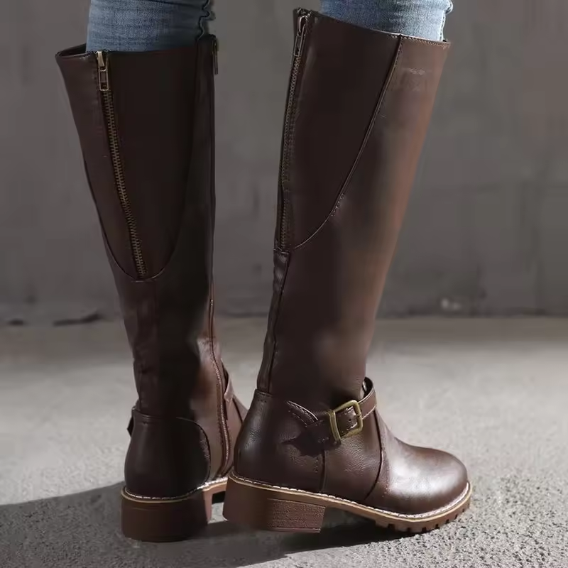 Bottes hautes femme classiques en cuir vegan à bride et talon bloc – Agathe – vue 4