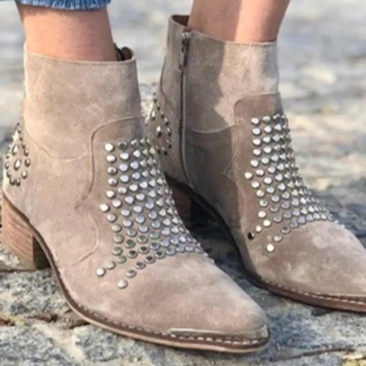 Bottines femme cloutées à bout pointu et talon épais – Nina – vue 3