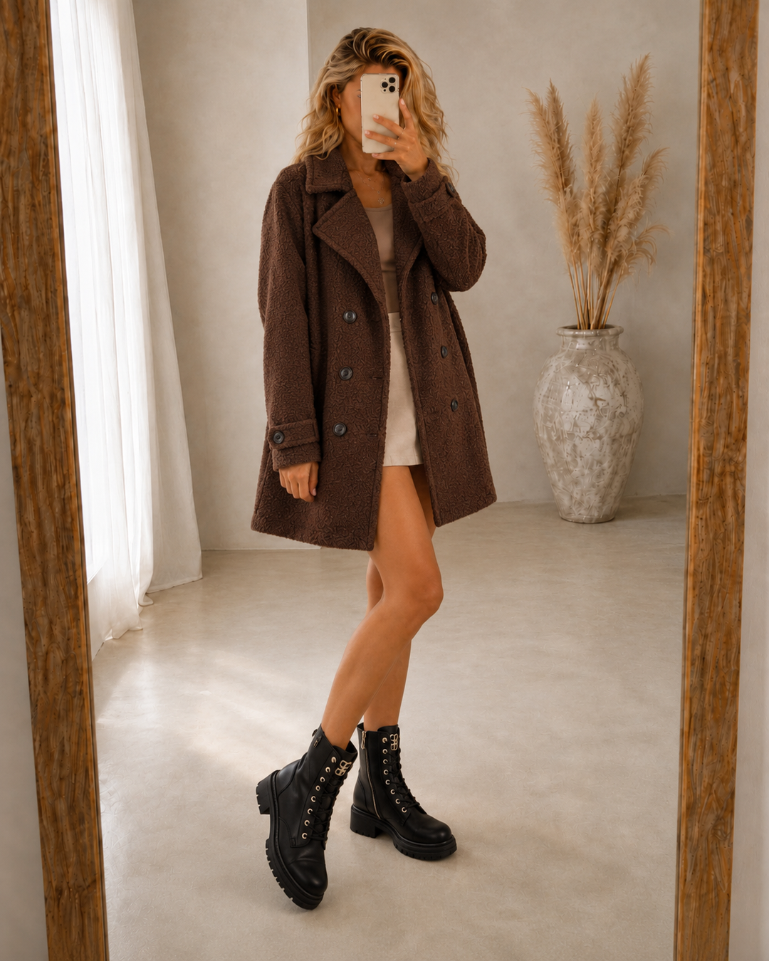 Manteau croisé femme effet bouclette doublé coupe droite – Anouk - vue 4