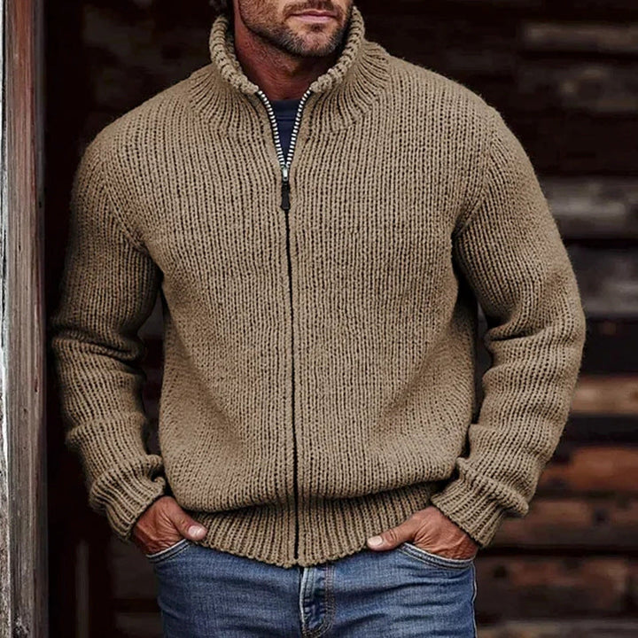Cardigan homme en grosse maille à col montant et zip intégral – Björn – Kaki
