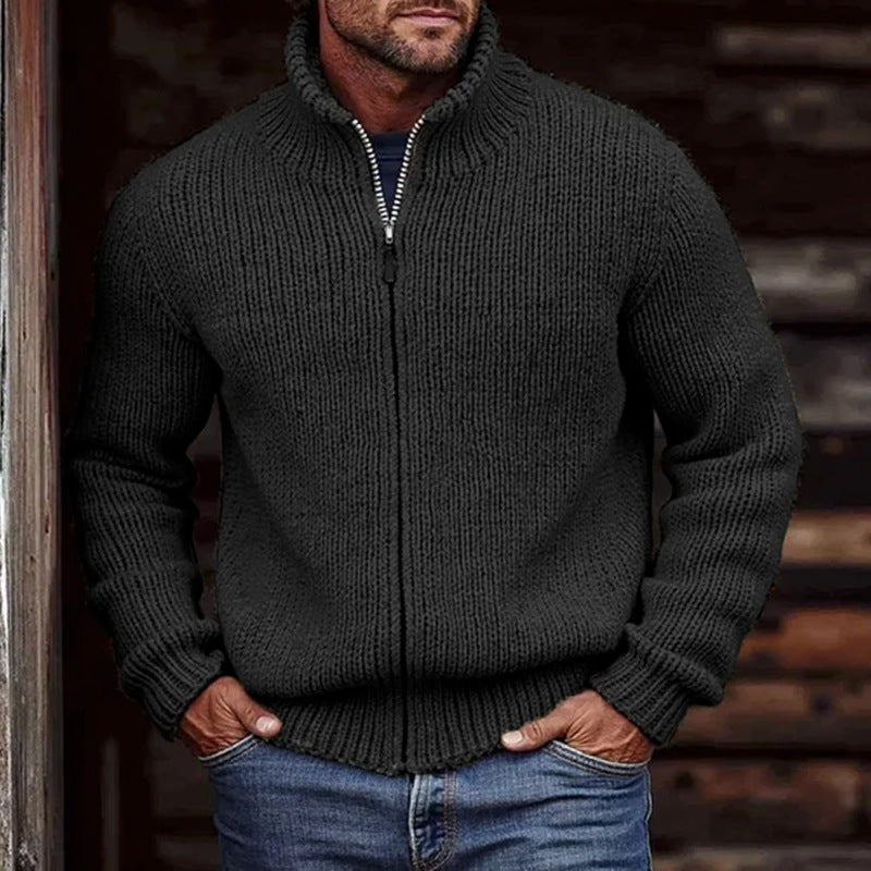 Cardigan homme en grosse maille à col montant et zip intégral – Björn – Noir