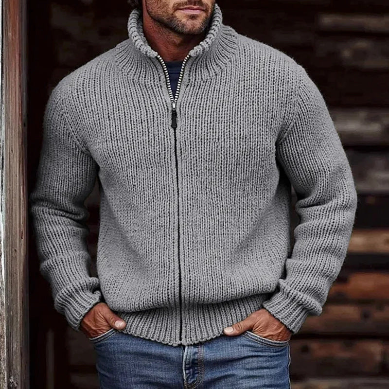 Cardigan homme en grosse maille à col montant et zip intégral – Björn – Gris