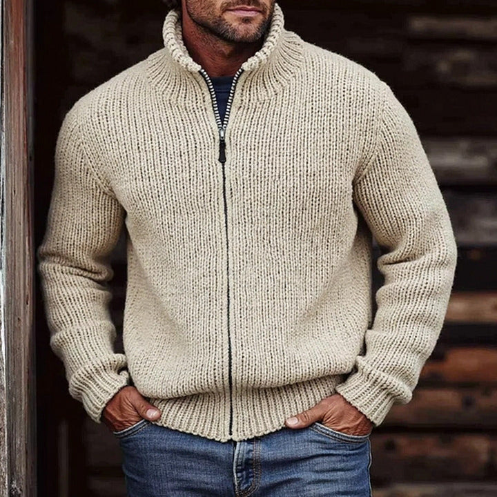Cardigan homme en grosse maille à col montant et zip intégral – Björn – Blanc