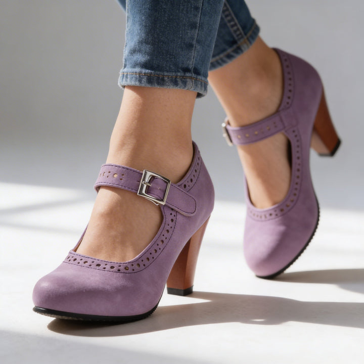 Babies à talon femme rétro à perforations et bride à boucle – Margot – Lavande