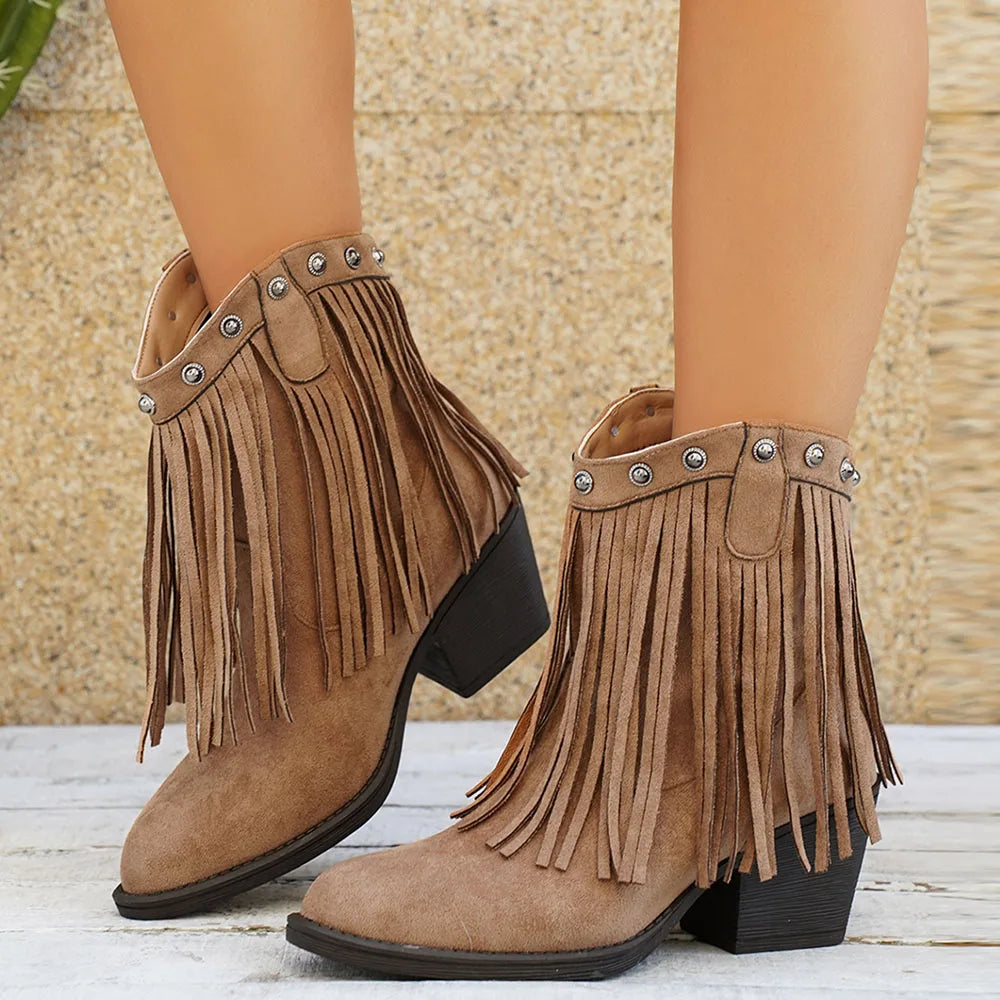 Bottes cowboy femme en suédine à franges et bride rabattue – Léa – Beige