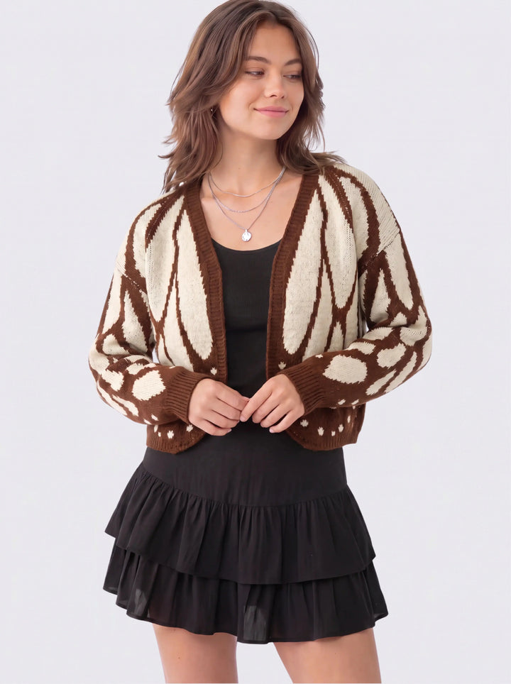 Cardigan femme en maille à motif ailes de papillon et col V – Louise - Marron