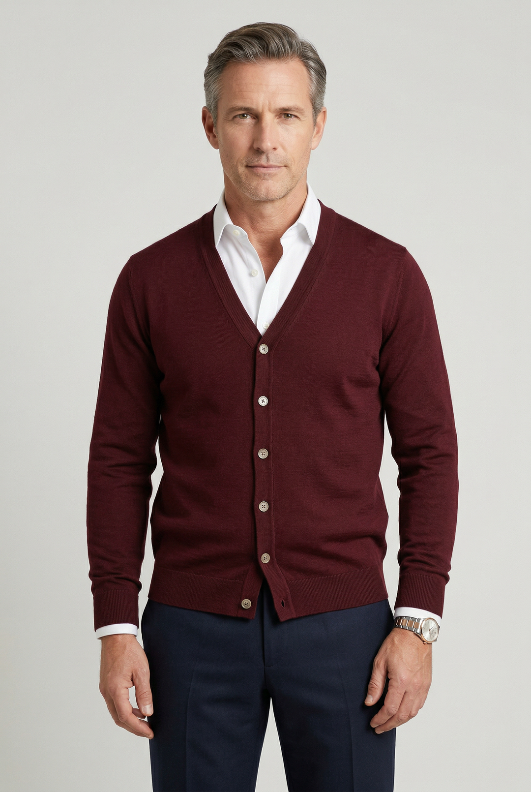 Cardigan homme col V boutonné en maille fine – Raphaël – Bordeaux