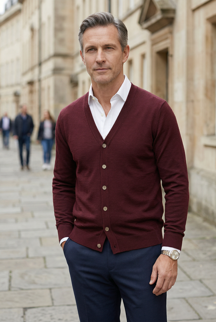 Cardigan homme col V boutonné en maille fine – Raphaël – vue 4