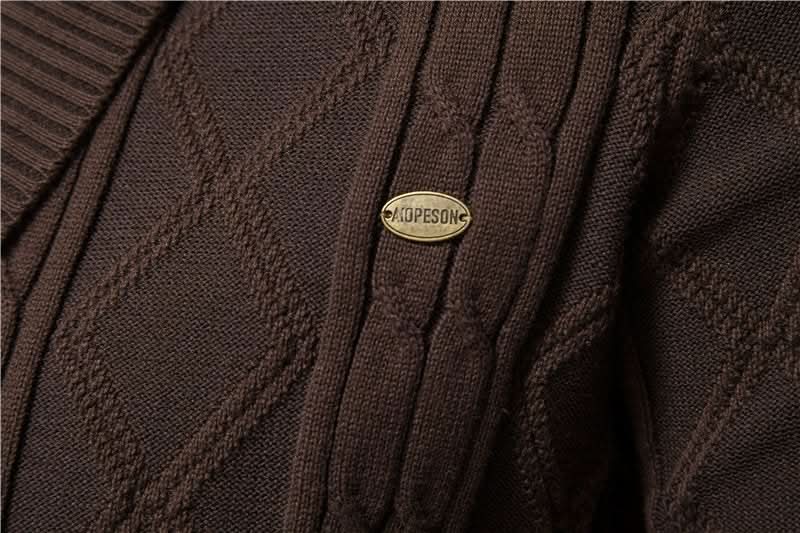 Cardigan homme en maille gaufrée boutonné à col rabattu – Sixties – vue 13