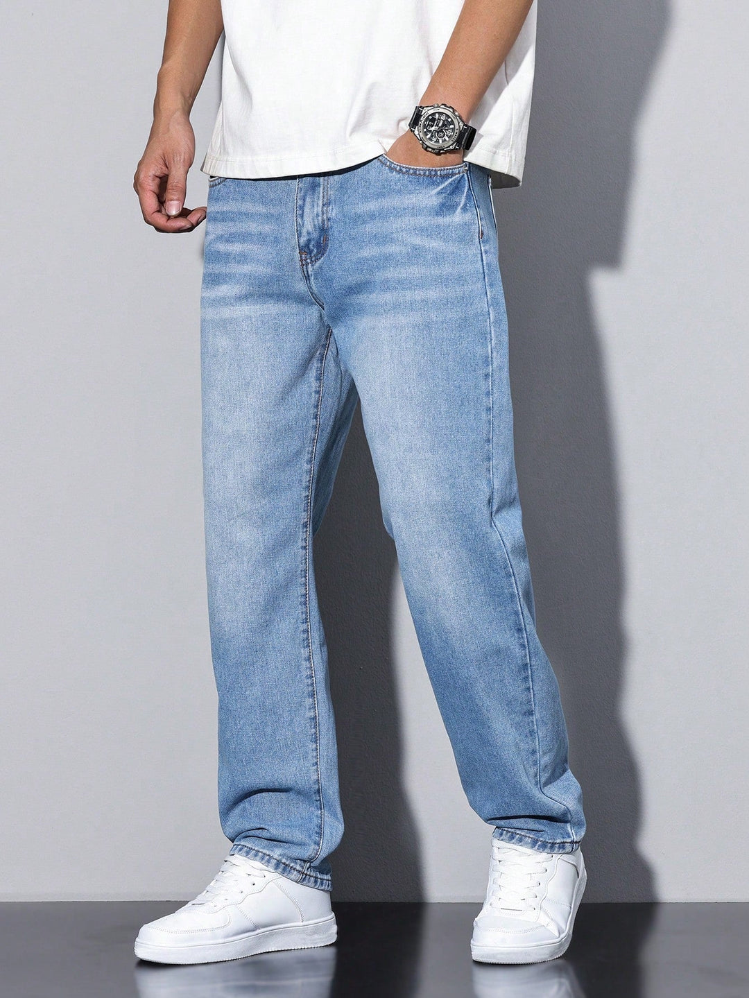 Jean homme coupe droite ample en denim délavé – Maxime - Bleu clair