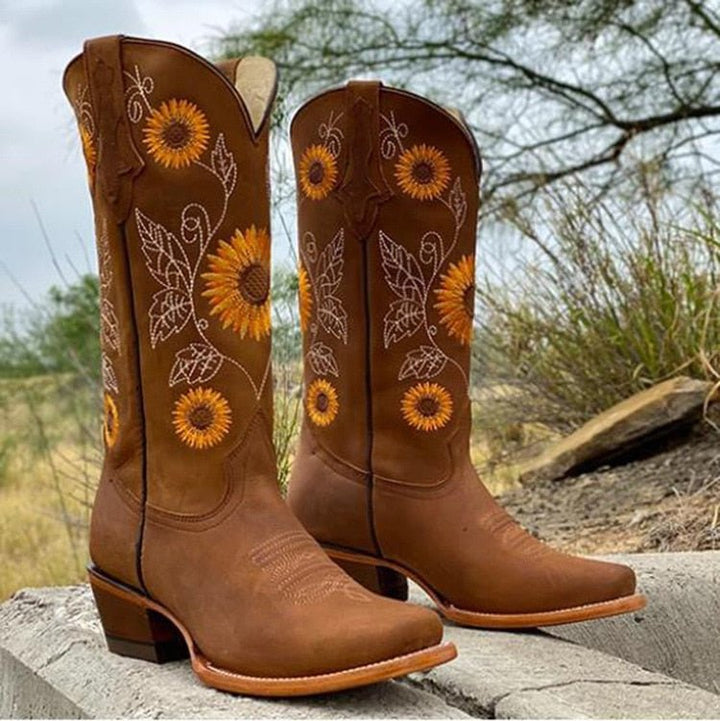 Bottes cowboy femme en cuir brodées tournesols – Elisabeth – Marron