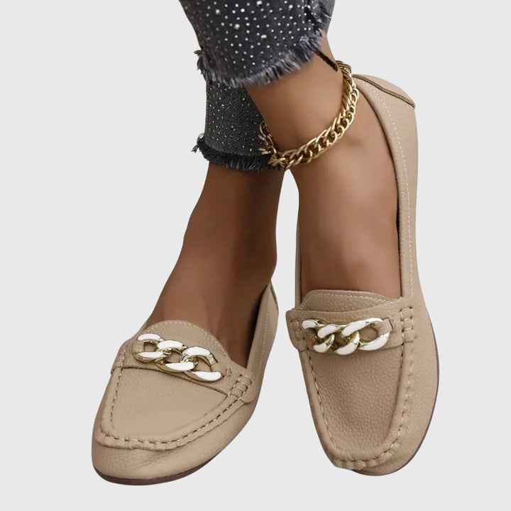 Mocassins femme orthopédiques à chaîne dorée et semelle rembourrée – Melissa – vue 6