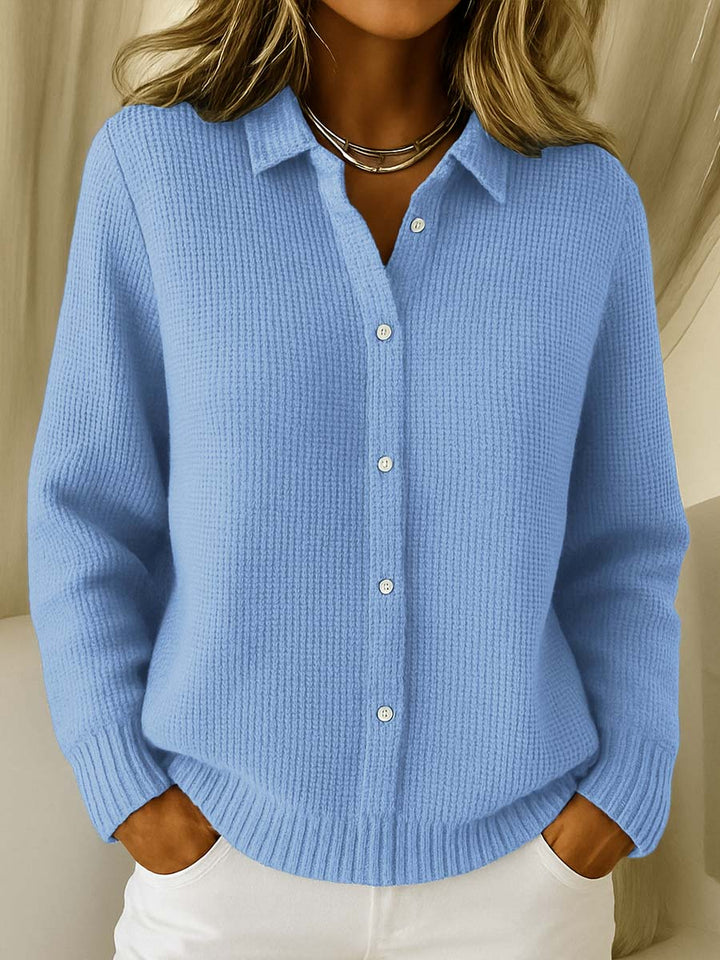 Gilet femme en maille douce boutonné à col chemise – Juliette - Bleu
