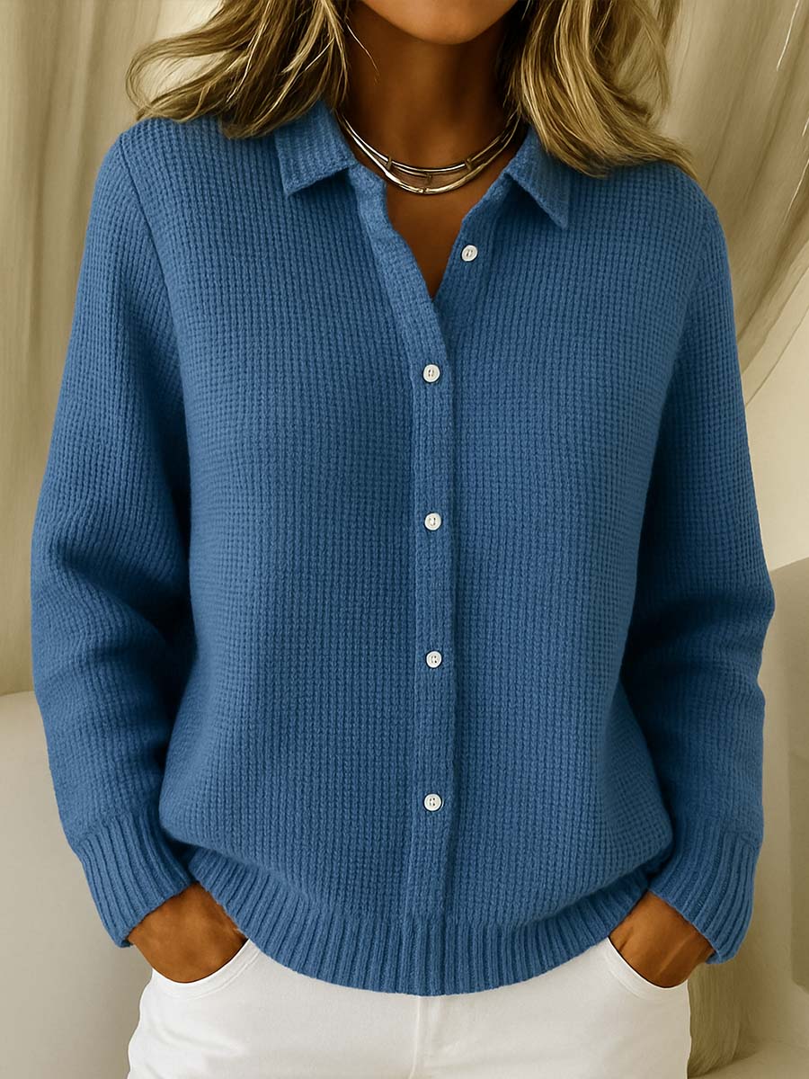 Gilet femme en maille douce boutonné à col chemise – Juliette - Bleu marine