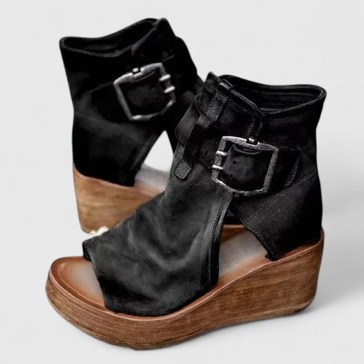 Bottines robustes femme à semelle adhérente – Greta – Noir