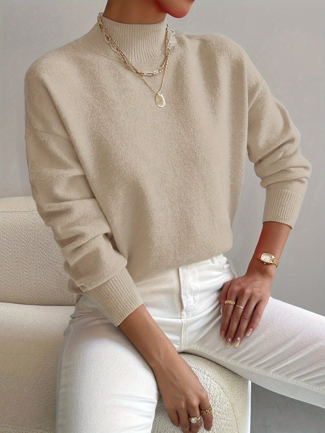 Pull femme col montant en maille douce coupe décontractée – Alice - Beige