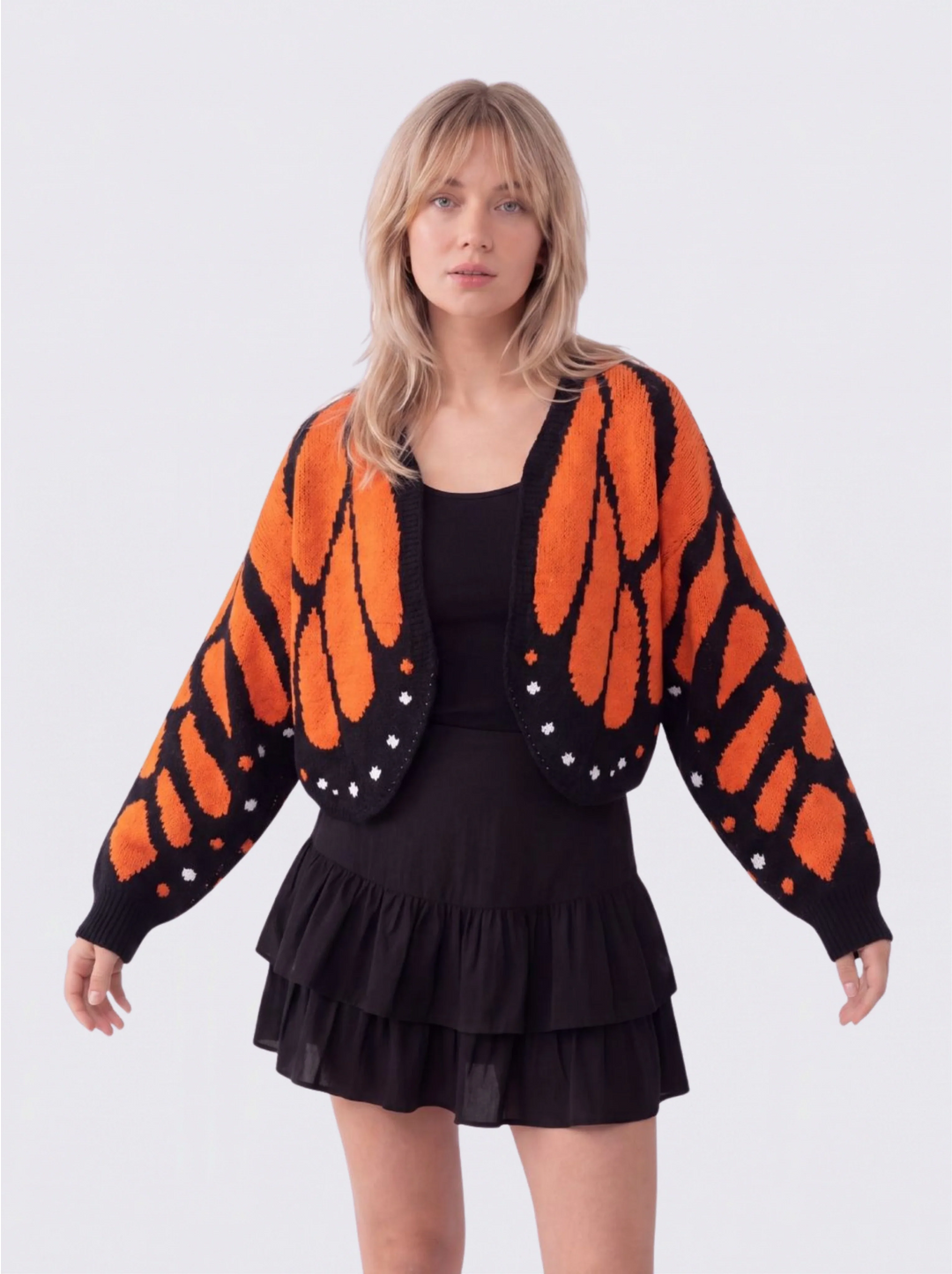Cardigan femme en maille à motif ailes de papillon et col V – Louise - Orange