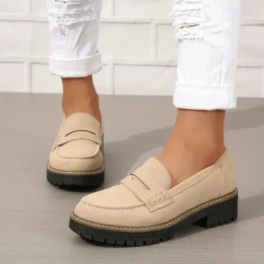 Mocassins femme orthopédiques confort à semelle compensée – Elise – Beige