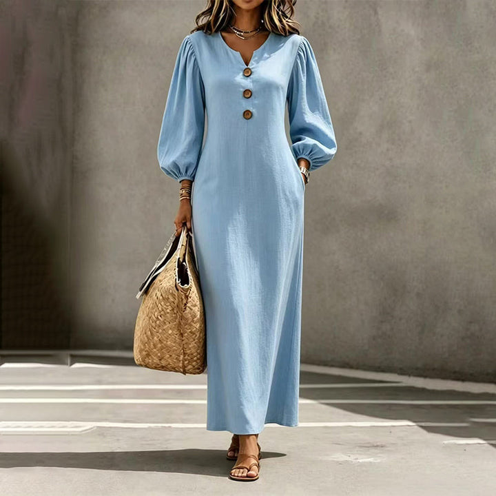 Robe longue femme col V boutonné à manches bouffantes et poches – Clémence - Bleu clair