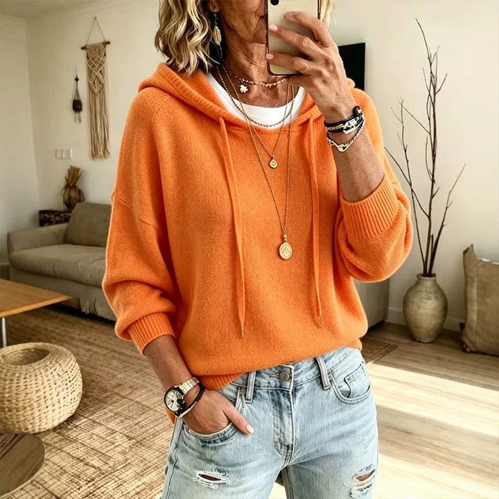 Pull à capuche femme en maille douce coupe oversize – Jeanne - Orange