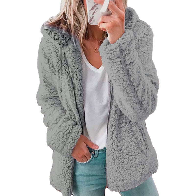 Veste femme zippée à capuche en maille bouclette douillette – Ninon - Gris clair