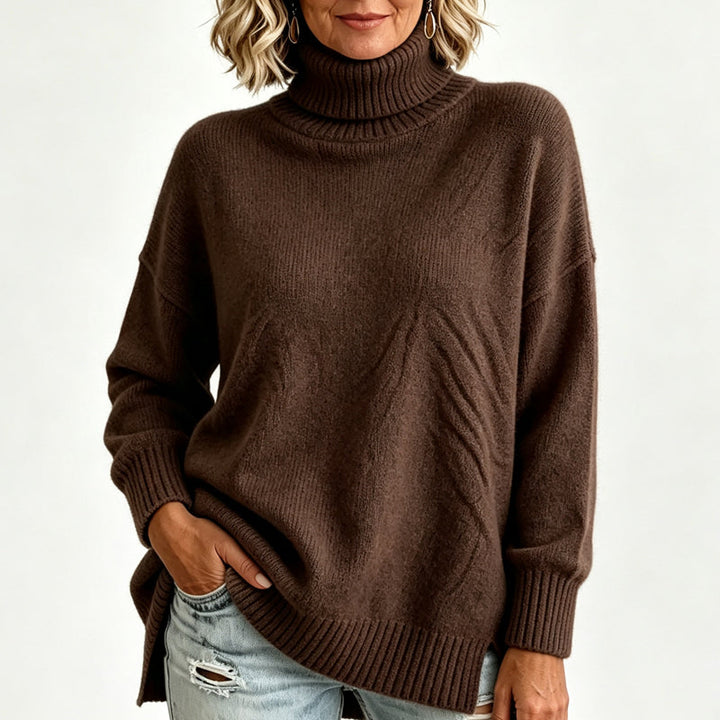 Pull col roulé femme oversize en maille côtelée avec fentes – Noémie - Marron